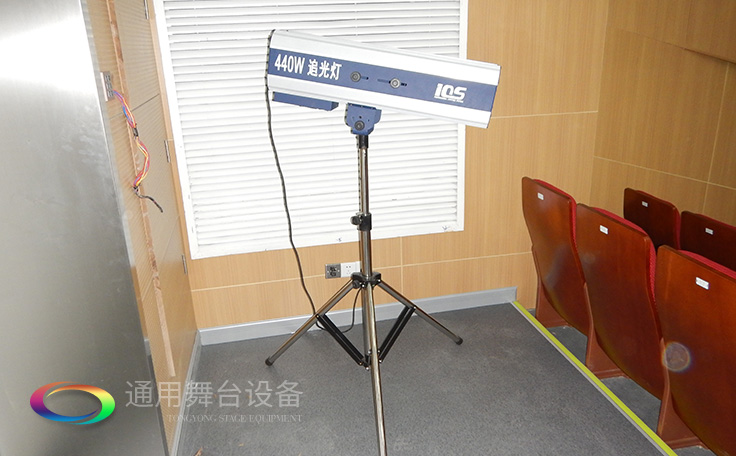 通用舞臺吊桿優(yōu)勢！奉行以