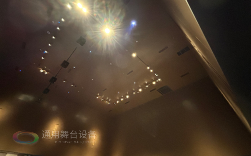 高效安裝舞臺吊桿，助力博物館多功能舞臺升級