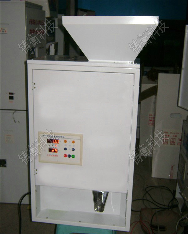 ���b���~���b�C(j��)